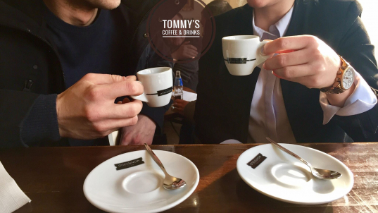 TOMMYS COFFE & DRINKS