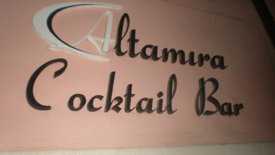 ALTAMIRA BAR