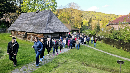 SACKA NA HORNOM ŠARIŠI